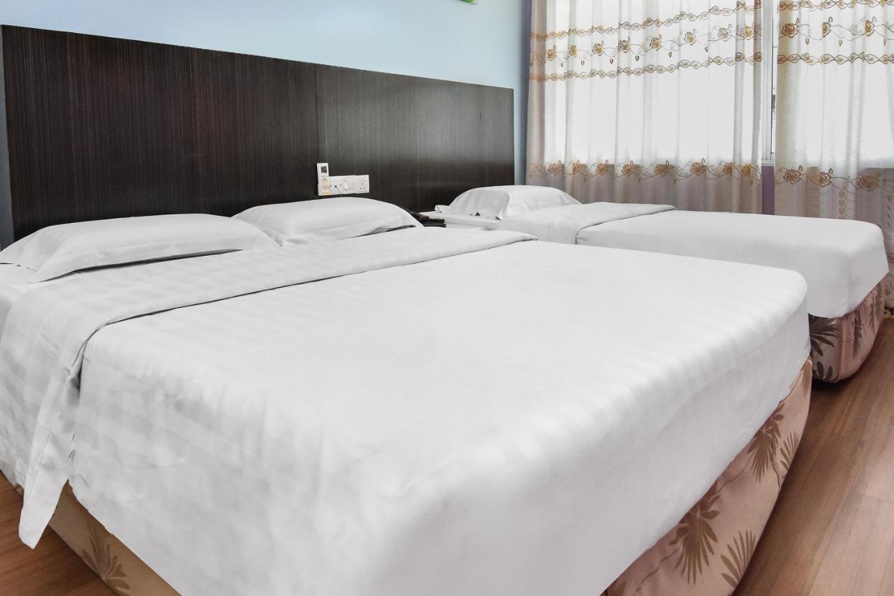 OYO 90602 Hotel Hsiang Garden SDK Exterior foto
