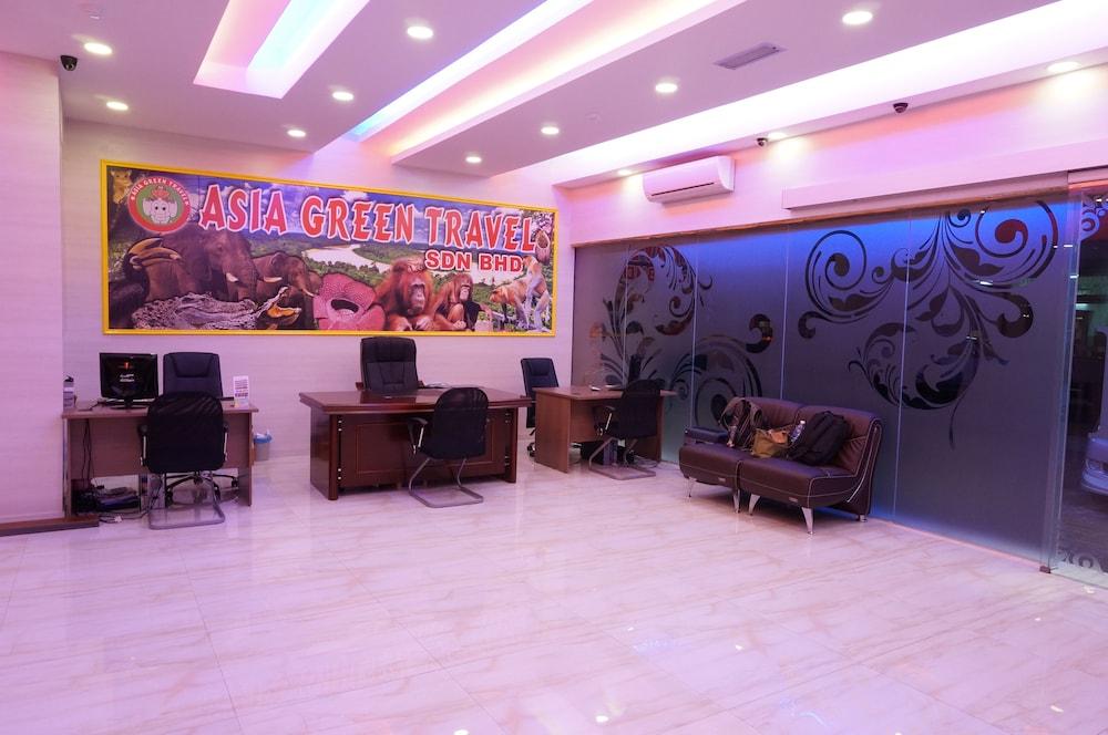 OYO 90602 Hotel Hsiang Garden SDK Exterior foto