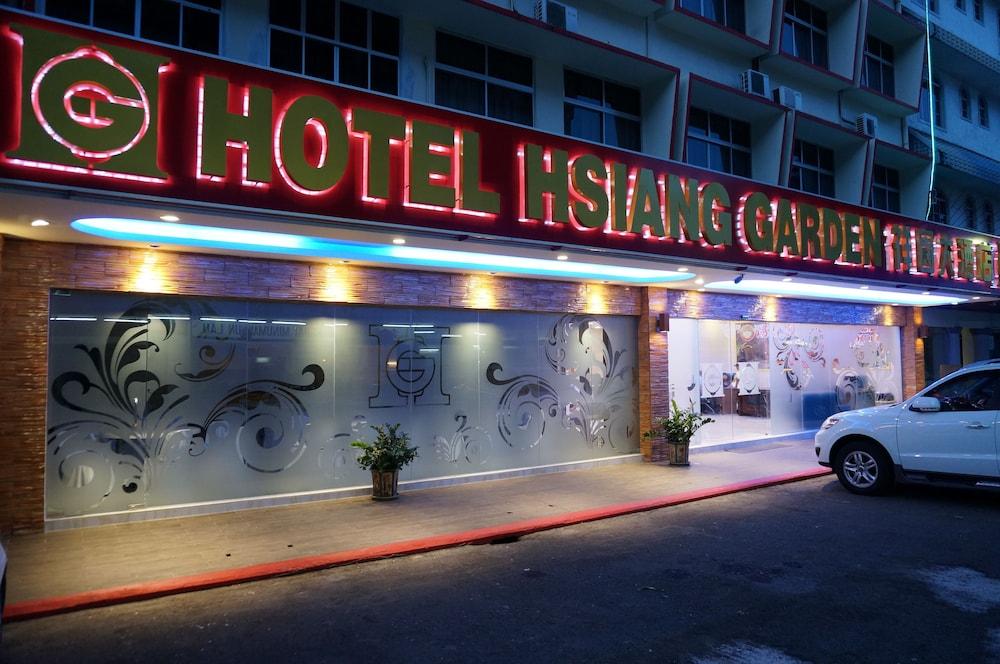 OYO 90602 Hotel Hsiang Garden SDK Exterior foto