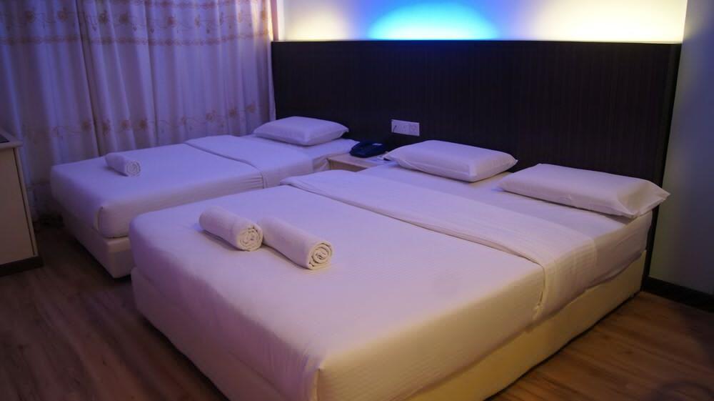 OYO 90602 Hotel Hsiang Garden SDK Exterior foto