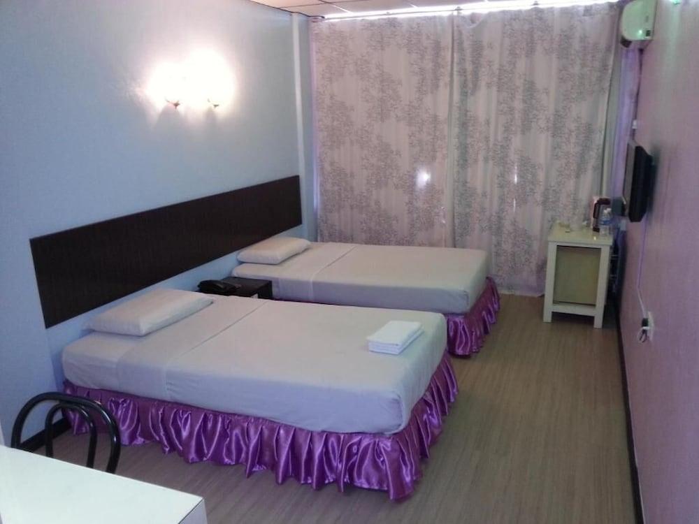 OYO 90602 Hotel Hsiang Garden SDK Exterior foto